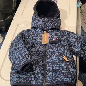 Brand new Baby reversible Patagonia Jacket. Tags still attached. Size: 4T